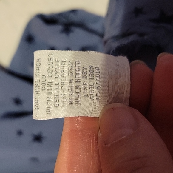 Intro❤️ button up, tie waist shirt. - Picture 4 of 4